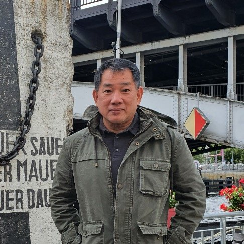 Dr. Jude Kurniawan